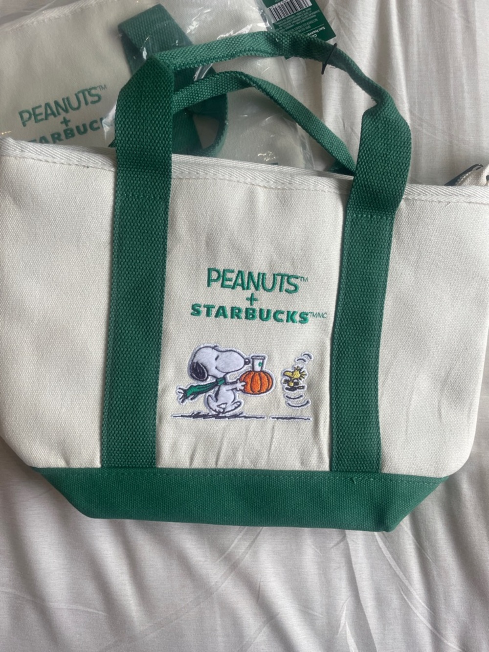 Starbucks Peanuts Canvas Tote in Cream with Green Accents and Pumpkin Graphic